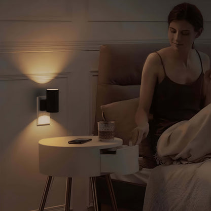 Lampka Nocna Luna LED z Czujnikiem Ruchu Regulowana i Energooszczędna do Sypialni i Korytarza Elegancki Design